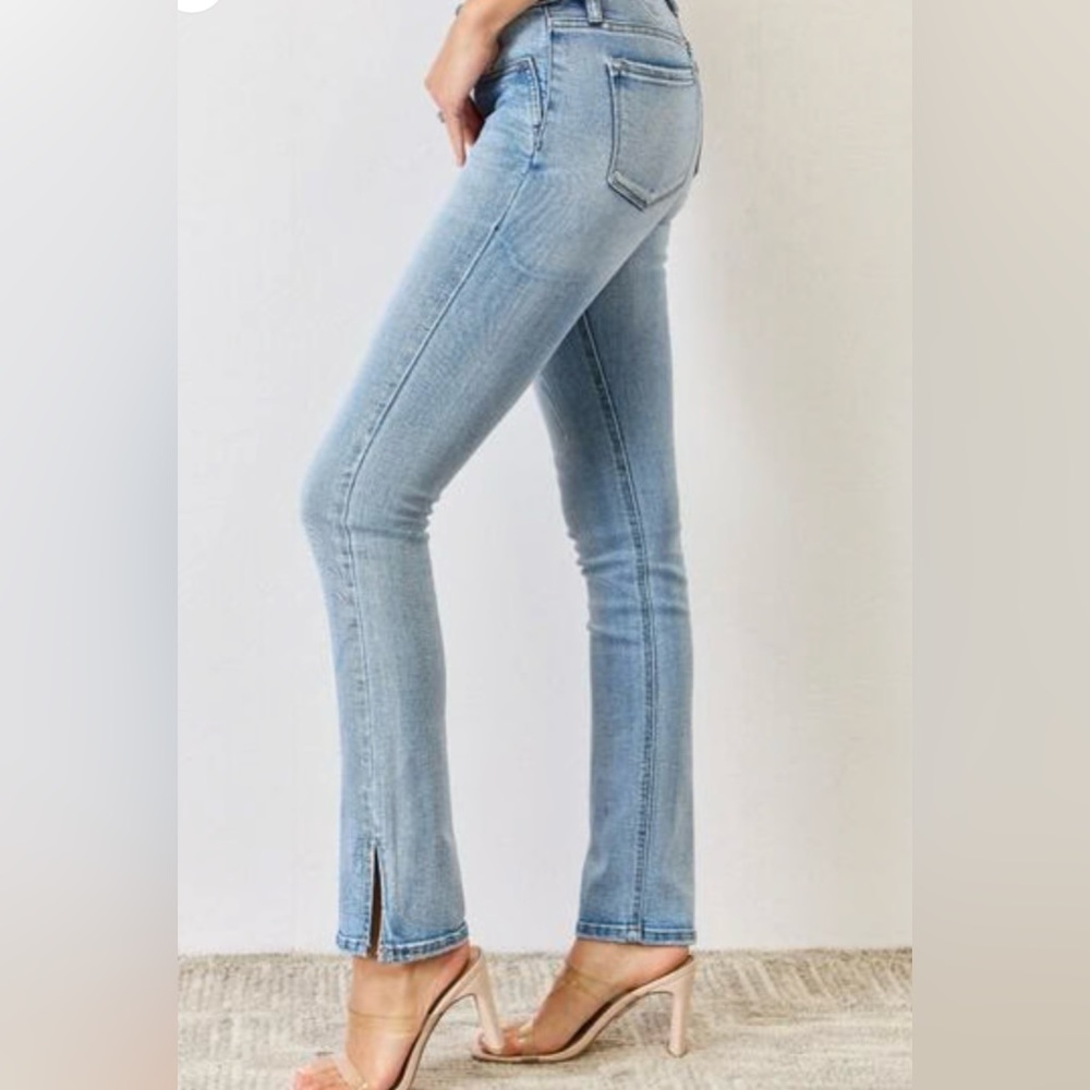 Kancan Mid Rise Y2K Slit Bootcut Jeans size 3/25